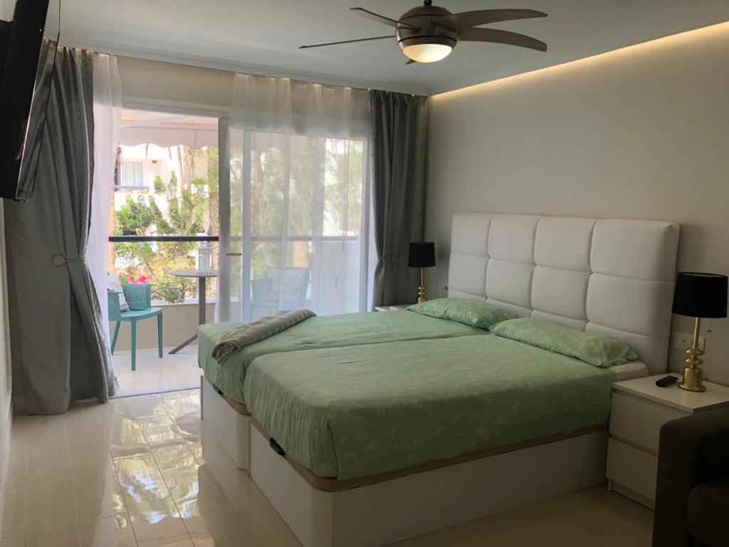 First Line Seaview Apartment Costa Adeje  Zewnętrze zdjęcie